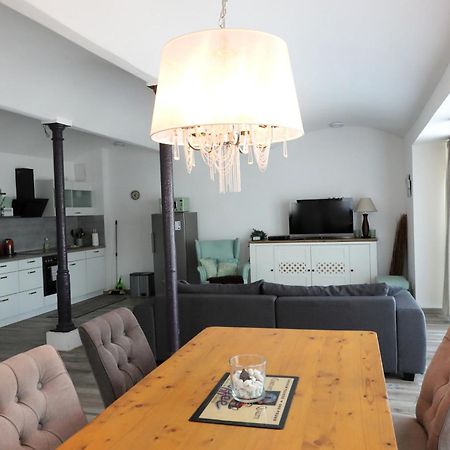 Gut Kuhfs Apartment Grosszossen Екстериор снимка