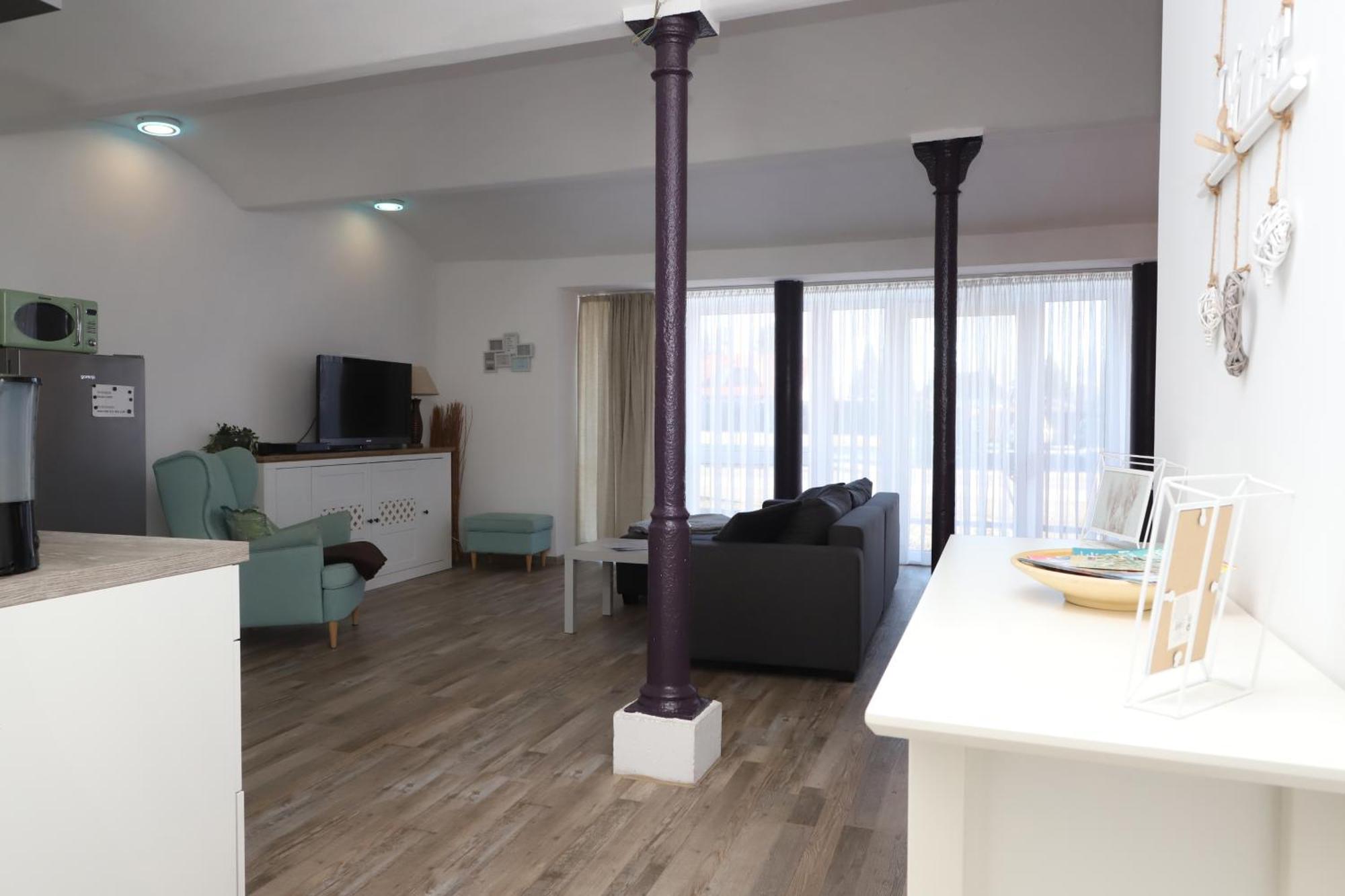 Gut Kuhfs Apartment Grosszossen Екстериор снимка